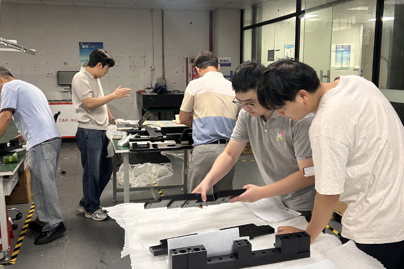 C&K with Korean customers3